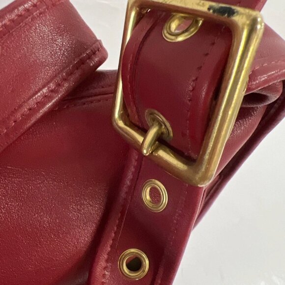 SOLD! Coach Vintage Legacy Crescent Flap Saddle Hobo Leather Shoulder Bag 9718 - Picture 4 of 10